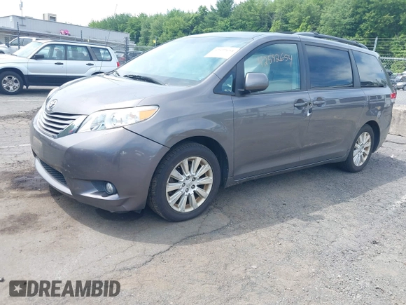 2011 Toyota Sienna XLE with VIN 5TDDK3DC8BS028176, listed as a IAAI auction lot 42592654 with 161,992 mi miles and . Bid and sale history available at DreamBid. Image 18.