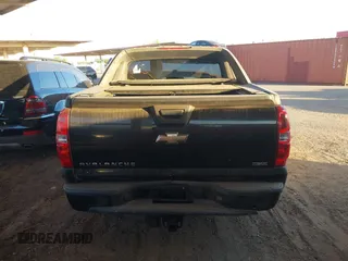 2009 Chevrolet Avalanche LTZ z VIN 3GNEC12009G115326, wystawiony jako IAAI lot #42219277 z przebiegiem 265 199 mil mil oraz . Historia ofert i sprzedaży dostępna na DreamBid. Obrazek 16.
