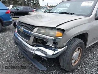 2005 Chevrolet Colorado LS ZQ8 with VIN 1GCCS196358108724, listed as a IAAI auction lot 41839518 with 151,807 mi miles. Bid and sale history available at carsss.com. Image 6.