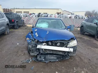2001 Lexus IS 300/350 z VIN JTHBD182110019987, wystawiony jako IAAI lot #41686901 z przebiegiem 115 672 mil mil oraz . Historia ofert i sprzedaży dostępna na DreamBid. Obrazek 13.