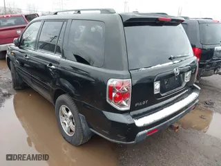 2007 Honda Pilot EX-L with VIN 5FNYF28557B028997, listed as a IAAI auction lot 41742267 with 217,114 mi miles. Bid and sale history available at carsss.com. Image 3.