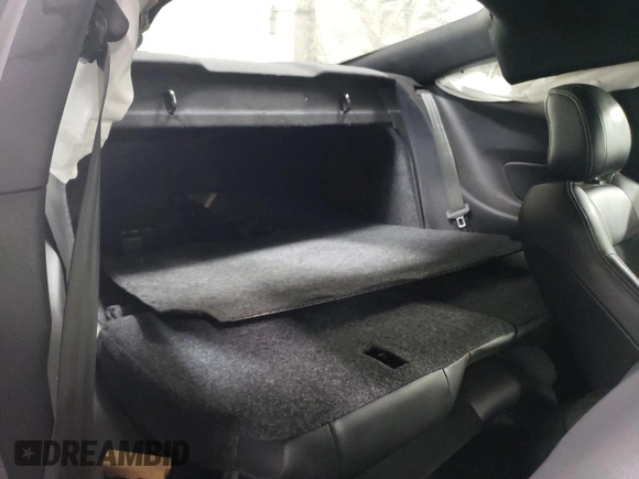 2021 Ford Mustang GT z VIN 1FA6P8CF6M5121909, wystawiony jako Copart lot #51241585 z przebiegiem Nie podano mil oraz Nie do naprawy. Historia ofert i sprzedaży dostępna na DreamBid. Obrazek 10.