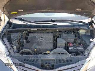 2015 Toyota Sienna LE AAS with VIN 5TDKK3DC4FS617903, listed as a IAAI auction lot 42390155 with 151,975 mi miles and . Bid and sale history available at DreamBid. Image 10.