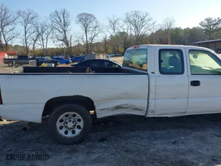 2005 Chevrolet Silverado 1500 LS with VIN 1GCEC19V35E274787, listed as a IAAI auction lot 41492265 with 311,036 mi miles. Bid and sale history available at carsss.com. Image 6.