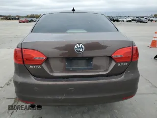 2012 Volkswagen Jetta Sedan SE w/Convenience with VIN 3VWDX7AJ2CM305513, listed as a Copart auction lot 84106174 with 171,168 mi miles and Salvage Title. Bid and sale history available at carsss.com. Image 6.