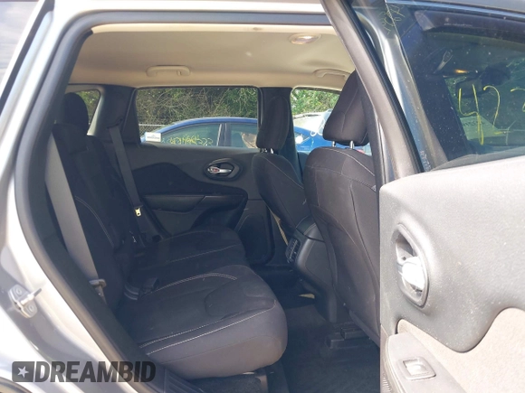 2016 Jeep Cherokee Latitude с VIN 1C4PJMCB8GW123908, выставлен на аукционе IAAI как лот 42321988 с пробегом 77 358 миль миль и . История ставок и продаж доступна на DreamBid. Изображение 8.