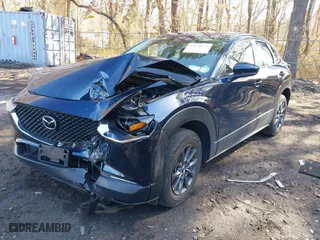 2024 Mazda CX-30 2.5 S with VIN 3MVDMBAM8RM634233, listed as a IAAI auction lot 41820443 with 8,540 mi miles. Bid and sale history available at carsss.com. Image 17.