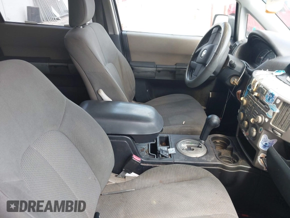2004 Mitsubishi Endeavor LS z VIN 4A4MM21S54E043137, wystawiony jako IAAI lot #42257625 z przebiegiem 169 358 mil mil oraz . Historia ofert i sprzedaży dostępna na DreamBid. Obrazek 5.