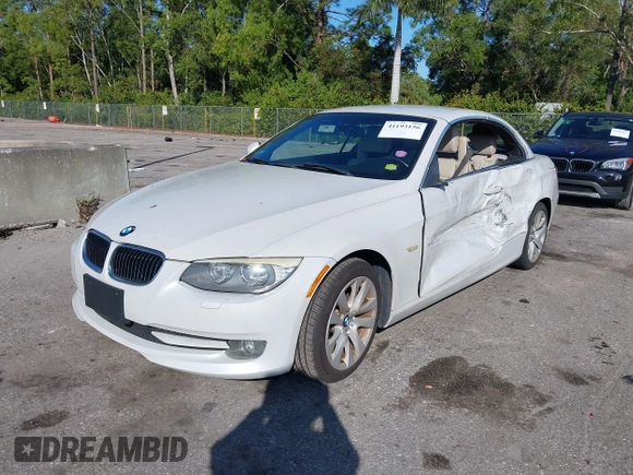 2011 BMW 3 Series 328i with VIN WBADW3C53BE541376, listed as a IAAI auction lot 41193156 with 73,730 mi miles. Bid and sale history available at carsss.com. Image 17.