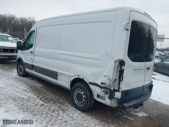 2015 Ford Transit Van with VIN 1FTBW2CM0FKA39962, listed as a IAAI auction lot 41370832 with NaN miles. Bid and sale history available at carsss.com. Image 3.