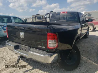 2022 Ram 3500 Tradesman with VIN 3C63RRGL4NG139856, listed as a Copart auction lot 71849204 with 48,082 mi miles and Salvage Title. Bid and sale history available at carsss.com. Image 3.