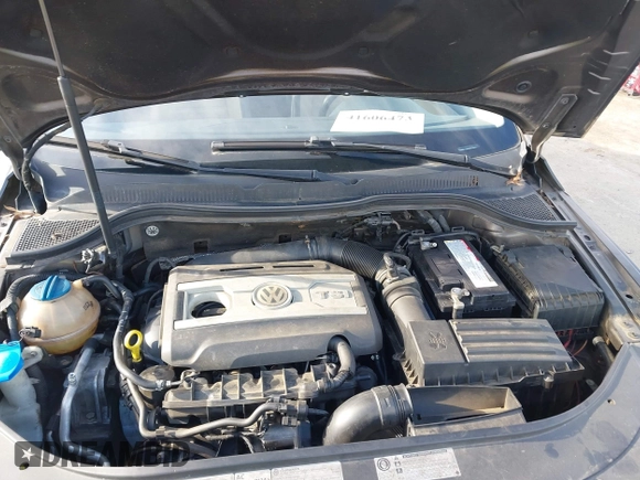 2013 Volkswagen CC Sport with VIN WVWBN7AN4DE516691, listed as a IAAI auction lot 41606473 with 109,711 mi miles and . Bid and sale history available at DreamBid. Image 10.