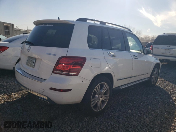 2013 Mercedes-Benz GLK 250 with VIN WDCGG0EB1DG097642, listed as a Copart auction lot 88470495 with 146,961 mi miles and Clean Title. Bid and sale history available at DreamBid. Image 3.