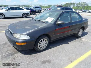 1996 Geo Prizm LSi with VIN 1Y1SK526XTZ026795, listed as a IAAI auction lot 42008701 with 178,017 mi miles. Bid and sale history available at carsss.com. Image 2.