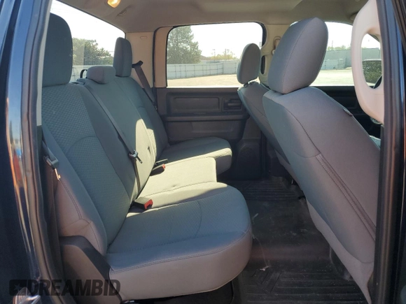 2018 Ram 1500 Tradesman z VIN 1C6RR7ST2JS122014, wystawiony jako Copart lot #76448874 z przebiegiem 108 549 mil mil oraz Szkoda całkowita • Salvage title. Historia ofert i sprzedaży dostępna na DreamBid. Obrazek 10.