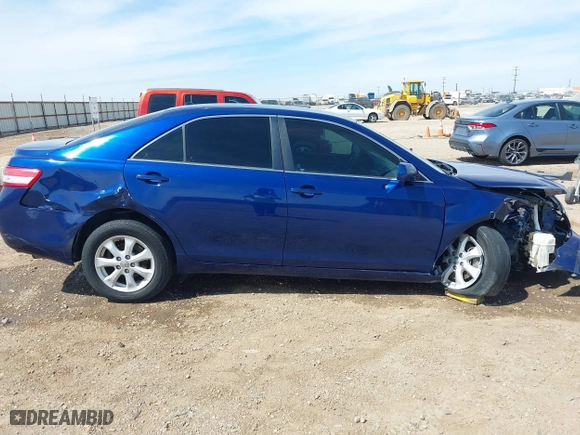 2011 Toyota Camry LE with VIN 4T1BF3EK8BU593469, listed as a IAAI auction lot 41905532 with 307,188 mi miles. Bid and sale history available at carsss.com. Image 14.