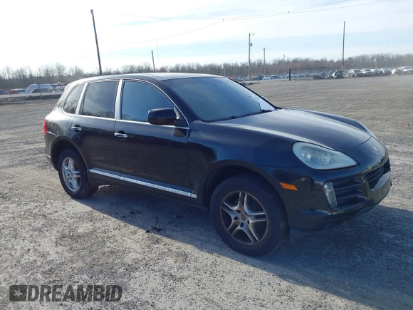 2010 Porsche Cayenne z VIN WP1AA2AP1ALA01214, wystawiony jako IAAI lot #41714362 z przebiegiem Nie podano mil oraz . Historia ofert i sprzedaży dostępna na DreamBid. Obrazek 1.