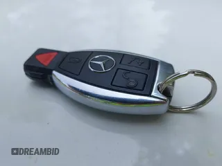 2012 Mercedes-Benz C 300 Sport с VIN WDDGF8BB7CR212099, выставлен на аукционе IAAI как лот 42411121 с пробегом 202 811 миль миль и . История ставок и продаж доступна на DreamBid. Изображение 11.