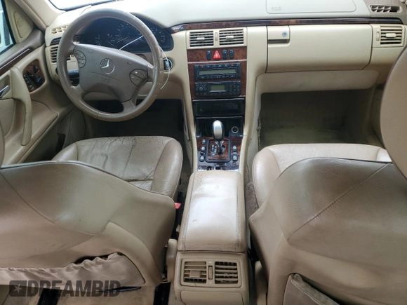 2001 Mercedes-Benz E 320 z VIN WDBJF65J91B243222, wystawiony jako Copart lot #52876235 z przebiegiem 118 428 mil mil oraz Czysty tytuł • Clean title. Historia ofert i sprzedaży dostępna na DreamBid. Obrazek 8.