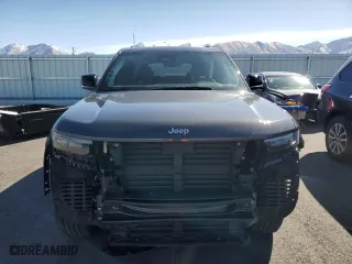 2025 Jeep Grand Cherokee Limited with VIN 1C4RJHBG8SC269958, listed as a Copart auction lot 46905845 with 951 mi miles and Salvage Title. Bid and sale history available at carsss.com. Image 5.