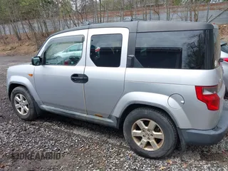 2010 Honda Element EX with VIN 5J6YH2H72AL003419, listed as a IAAI auction lot 42128138 with 134,109 mi miles and . Bid and sale history available at DreamBid. Image 14.