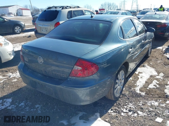 2007 Buick LaCrosse CXS with VIN 2G4WE587X71124264, listed as a IAAI auction lot 41363622 with 178,830 mi miles. Bid and sale history available at carsss.com. Image 4.