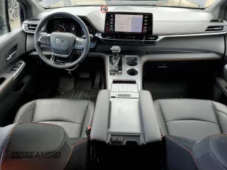 2021 Toyota Sienna XSE with VIN 5TDXSKFC1MS037700, listed as a Copart auction lot 56537175 with 62,411 mi miles and Salvage title. Bid and sale history available at DreamBid. Image 8.