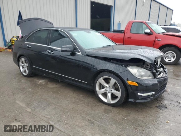 2014 Mercedes-Benz C 350 Sport with VIN WDDGF5HB9EA954320, listed as a Copart auction lot 42229085 with 173,651 mi miles and Salvage Title. Bid and sale history available at DreamBid. Image 4.
