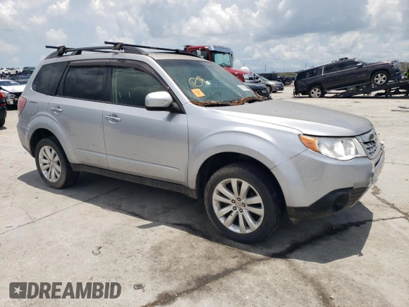2012 Subaru Forester X Premium with VIN JF2SHADC6CH402379, listed as a Copart auction lot 61691415 with 163,895 mi miles and Clean title. Bid and sale history available at DreamBid. Image 4.