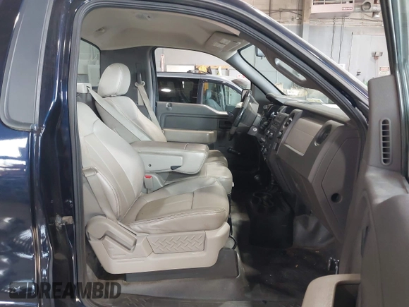 2009 Ford F-150 XL с VIN 1FTRF14WX9KB87999, выставлен на аукционе IAAI как лот 42423248 с пробегом 95 173 миль миль и . История ставок и продаж доступна на DreamBid. Изображение 5.