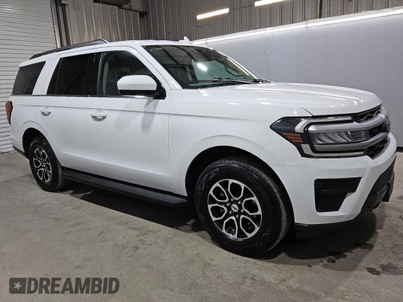 2022 Ford Expedition XLT with VIN 1FMJU1JT9NEA58475, listed as a Copart auction lot 49507685 with 51,292 mi miles and Clean Title. Bid and sale history available at carsss.com. Image 4.
