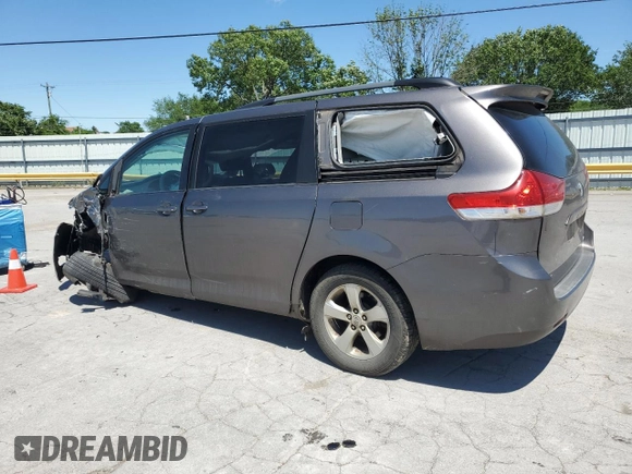 2011 Toyota Sienna LE AAS с VIN 5TDKK3DC4BS046973, выставлен на аукционе Copart как лот 58083875 с пробегом 322 399 миль миль и Списание • Salvage title. История ставок и продаж доступна на DreamBid. Изображение 2.