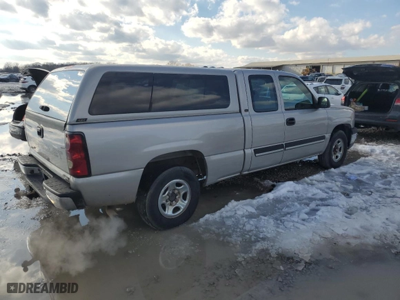 2004 Chevrolet Silverado 1500 Work Truck with VIN 1GCEC19X44Z249745, listed as a Copart auction lot 88079725 with 211,685 mi miles and Clean Title. Bid and sale history available at carsss.com. Image 3.