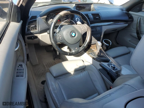 2009 BMW 1 Series 135i with VIN WBAUN93509VK40788, listed as a Copart auction lot 45245755 with 160,330 mi miles and Salvage Title. Bid and sale history available at carsss.com. Image 8.