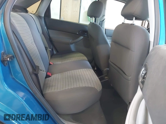 2007 Ford Focus S with VIN 1FAFP34N27W262385, listed as a IAAI auction lot 42526524 with 183,733 mi miles and . Bid and sale history available at DreamBid. Image 8.