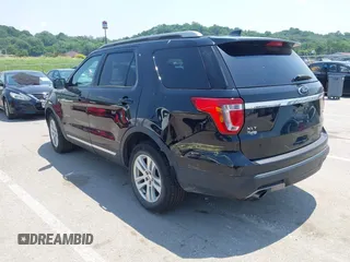 2018 Ford Explorer XLT with VIN 1FM5K8DH7JGC60950, listed as a IAAI auction lot 42335835 with 97,801 mi miles and . Bid and sale history available at DreamBid. Image 3.