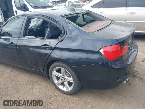 2015 BMW 3 Series 328i xDrive with VIN WBA3B3C54FF547033, listed as a IAAI auction lot 41184204 with 87,664 mi miles and . Bid and sale history available at DreamBid. Image 17.