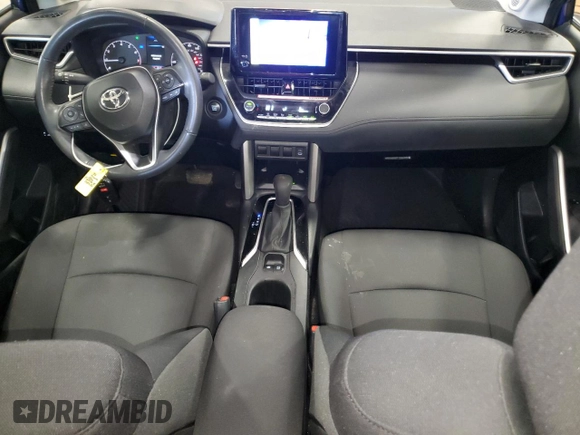 2024 Toyota Corolla Cross LE with VIN 7MUBAABG5RV088288, listed as a Copart auction lot 52493325 with 59,788 mi miles and Clean title. Bid and sale history available at DreamBid. Image 8.