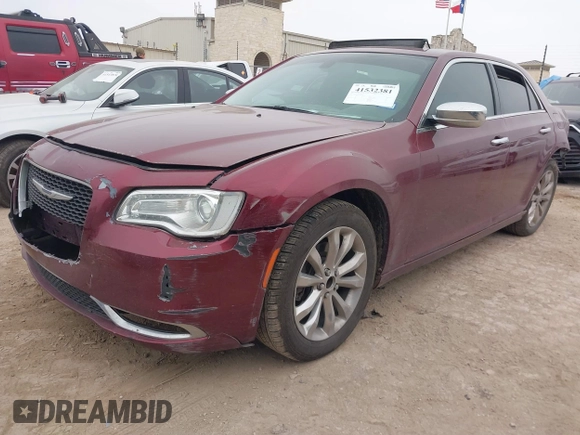 2020 Chrysler 300 Limited with VIN 2C3CCAKG3LH142027, listed as a IAAI auction lot 41532381 with 123,703 mi miles. Bid and sale history available at carsss.com. Image 17.