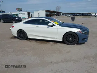 2016 Mercedes-Benz S-Class S 550 with VIN WDDXJ8FB9GA013486, listed as a IAAI auction lot 41860371 with 70,307 mi miles. Bid and sale history available at carsss.com. Image 14.