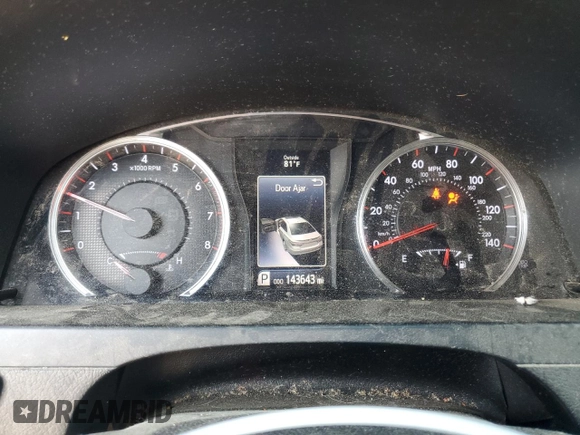 2015 Toyota Camry XLE with VIN 4T1BF1FK3FU031164, listed as a Copart auction lot 53335595 with 143,643 mi miles and Salvage Title. Bid and sale history available at DreamBid. Image 9.