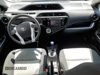 2017 Toyota Prius One z VIN JTDKDTB3XH1591949, wystawiony jako Copart lot #56593645 z przebiegiem 81 608 mil mil oraz Szkoda całkowita • Salvage title. Historia ofert i sprzedaży dostępna na DreamBid. Obrazek 8.