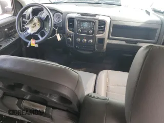 2019 Ram 1500 Express z VIN 1C6RR7FG2KS720893, wystawiony jako Copart lot #59665855 z przebiegiem 90 172 mil mil oraz Nie do naprawy • Non repairable. Historia ofert i sprzedaży dostępna na DreamBid. Obrazek 8.