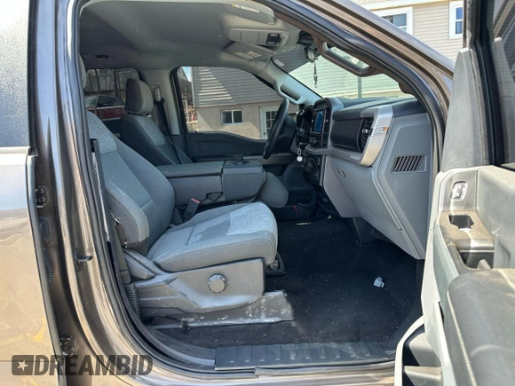 2023 Ford F-150 XL with VIN 1FTEW1EP1PFA41180, listed as a Copart auction lot 53303335 with 11,220 mi miles and Salvage Title. Bid and sale history available at carsss.com. Image 6.