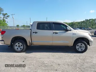 2008 Toyota Tundra z VIN 5TBEV54188S477123, wystawiony jako IAAI lot #42165654 z przebiegiem 208 768 mil mil oraz . Historia ofert i sprzedaży dostępna na DreamBid. Obrazek 13.