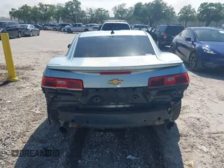 2015 Chevrolet Camaro LS z VIN 2G1FB1E30F9286632, wystawiony jako IAAI lot #41933048 z przebiegiem 164 493 mil mil oraz . Historia ofert i sprzedaży dostępna na DreamBid. Obrazek 15.