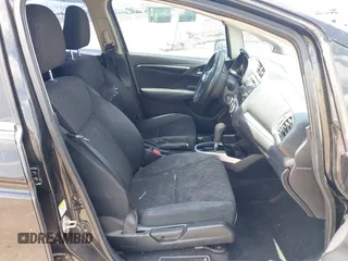 2015 Honda Fit LX с VIN 3HGGK5H5XFM757095, выставлен на аукционе IAAI как лот 42811774 с пробегом 234 237 миль миль и . История ставок и продаж доступна на DreamBid. Изображение 5.