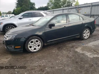 2010 Ford Fusion SE z VIN 3FAHP0HA3AR387226, wystawiony jako Copart lot #57336025 z przebiegiem 196 719 mil mil oraz Czysty tytuł • Clean title. Historia ofert i sprzedaży dostępna na DreamBid. Obrazek 1.