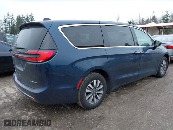 2024 Chrysler Pacifica Hybrid Select z VIN 2C4RC1S73RR188434, wystawiony jako IAAI lot #41857086 z przebiegiem 19 244 mil mil oraz . Historia ofert i sprzedaży dostępna na DreamBid. Obrazek 4.