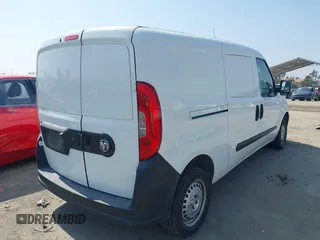 2018 Ram ProMaster City Cargo Tradesman z VIN ZFBERFAB0J6K37622, wystawiony jako IAAI lot #42424389 z przebiegiem 70 379 mil mil oraz . Historia ofert i sprzedaży dostępna na DreamBid. Obrazek 4.